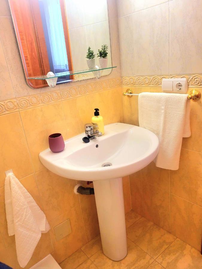 Sea Breeze Apartament Беникарло Экстерьер фото