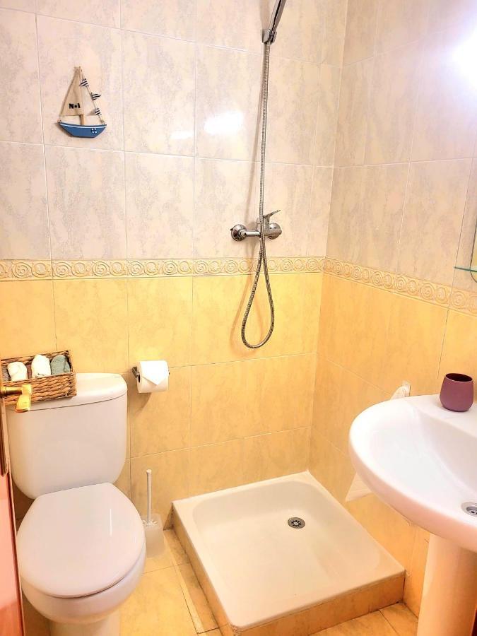 Sea Breeze Apartament Беникарло Экстерьер фото
